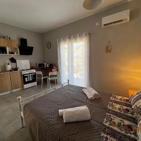 Aggelikis Studio Apartment Zóla Exterior foto